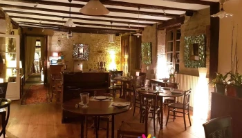 L'Auberge des Tilleuls - 24390 Badefols-D'Ans