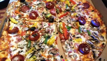 Le Kiosque A Pizza - 79140 Cerizay