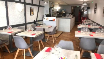 Le Resto des Halles - 16110 La Rochefoucauld-En-Angoumois