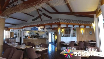 Restaurant Les Pavois Port de Larros Gujan Mestras - Esp. Des Ostreiculteurs