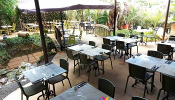 Restaurant Roses Garden Libourne - 114 Bd De Garderose