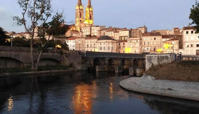 Agape Hotel Tout - Niort