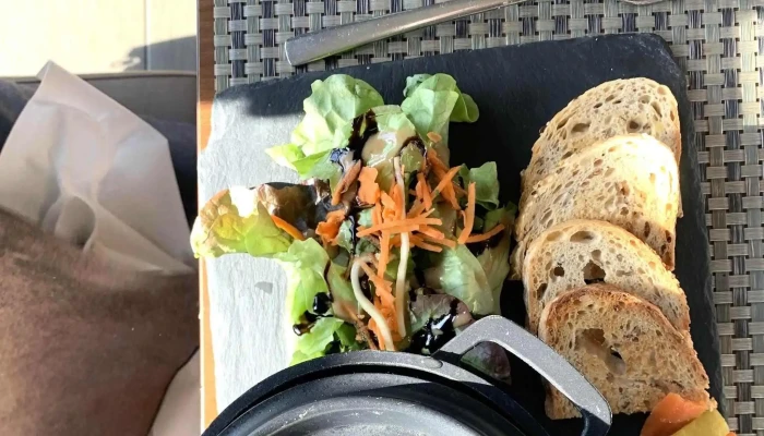 Akena Le Philosophe -  Restaurant - La Brède