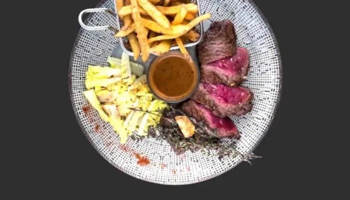 Au Palais -  Plats Et Boissons - Bergerac
