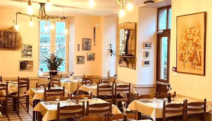 Auberge Chez Janine -  Atmosphere - Hautefage