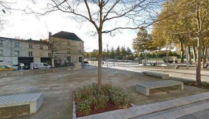 Baci -  Street View Et 360deg - Niort