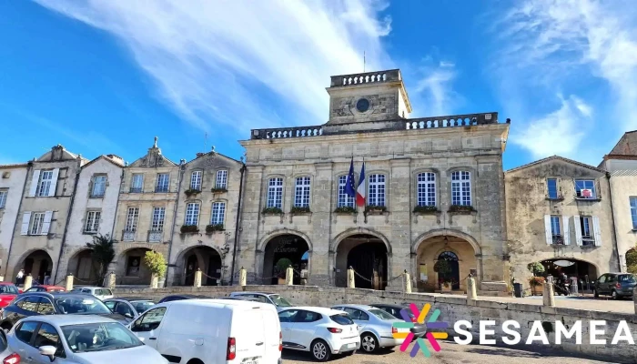 Bazas Office De Tourisme Oteli La Gironde Du Sud Tout - Bazas