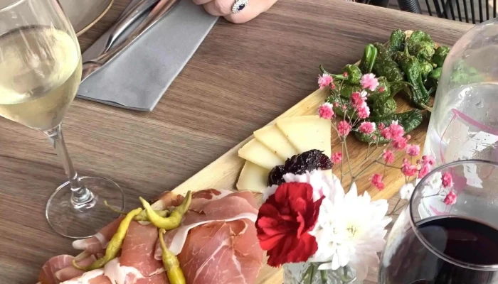 Bodega Chez Gilles -  Instagram - Bayonne