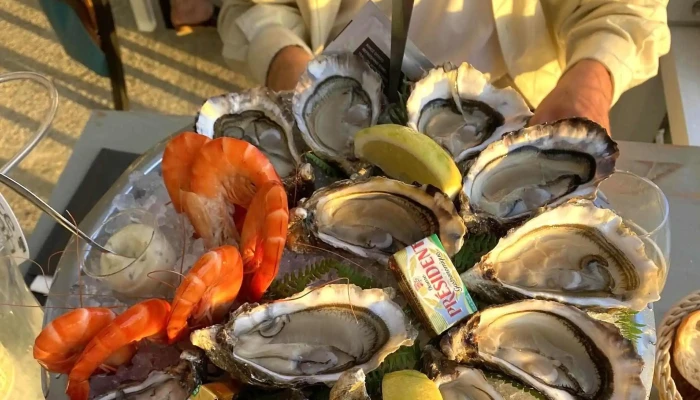 Cabane 44 Ares -  Restaurant De Fruits De Mer - Arès