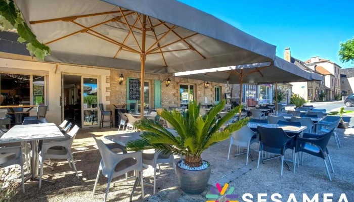 Café de la Place - 24590 Salignac-Eyvigues