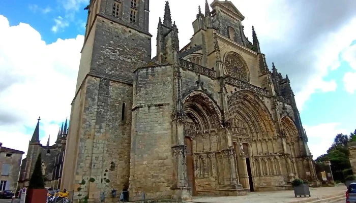 Cathedrale Saint Jean Baptiste Videos - Bazas