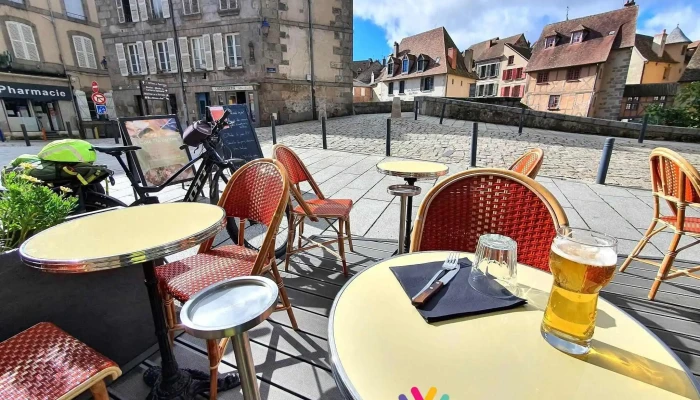 Chez Armand Le Bistrot Art Deco A Aubusson Atmosphere - Aubusson