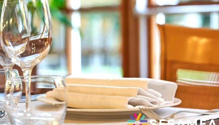Hotel   La Flambee Plats Et Boissons - Bergerac