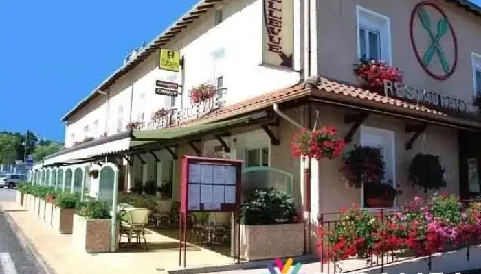 Hôtel Restaurant Bellevue - Bessines-Sur-Gartempe