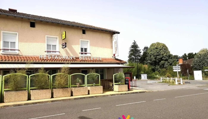 Hotel Restaurant Bellevue Tout - Bessines-sur-gartempe