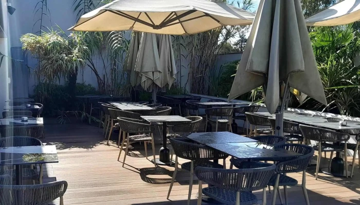 Jaz Restaurant Bar   Lounge Score - Chauray