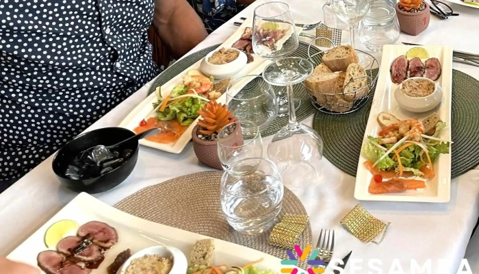 La table de sira - 47160 Buzet-Sur-Baïse