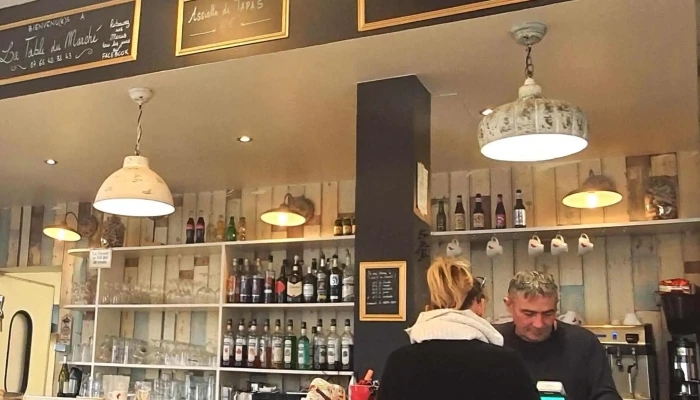 La Table Du Marche -  Numero - Angoulême