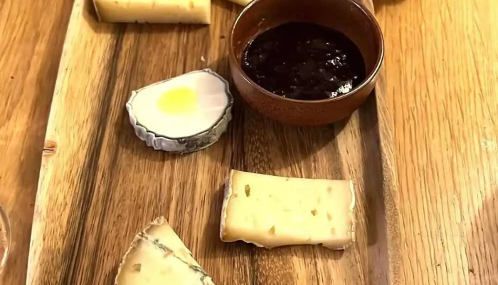 La Table Sebastien Grave Fromage - Bayonne