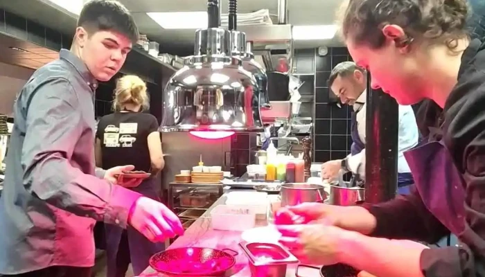 La Table Sebastien Grave Videos - Bayonne