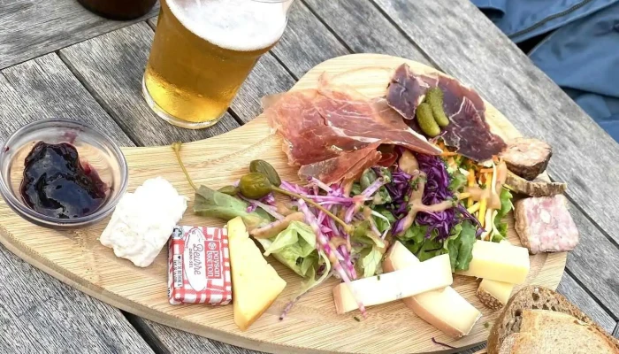 La Tour Du Senechal Charcuterie - Ars-en-ré