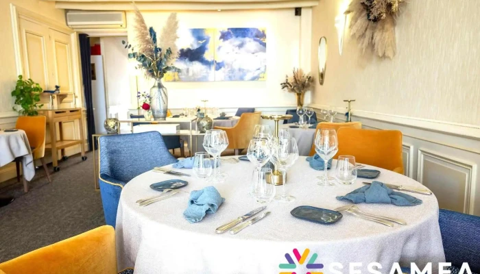 Laigle Dor Restaurant Gastronomique Azay Le Rideau Atmosphere - Azay-le-rideau