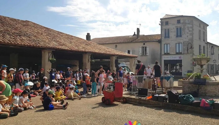 Le Bar Oc - 79110 Chef-Boutonne