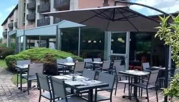 Le bouche à oreilles - Restaurant de l'ESPACE Thermal - 40100 Dax