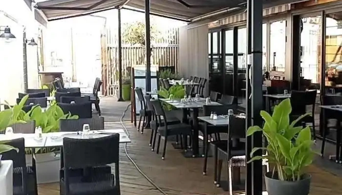 Le Buffet Gaulois - Rue Marguerite Et René Filhol