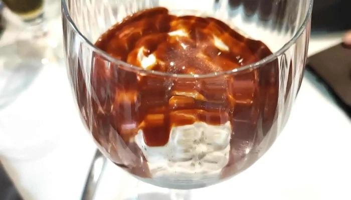 Le Carre Magique Plats Et Boissons - Bessines