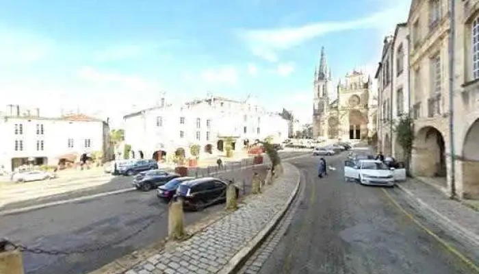 Le Cercle Des Arts De Bazas -  Street View Et 360deg - Bazas