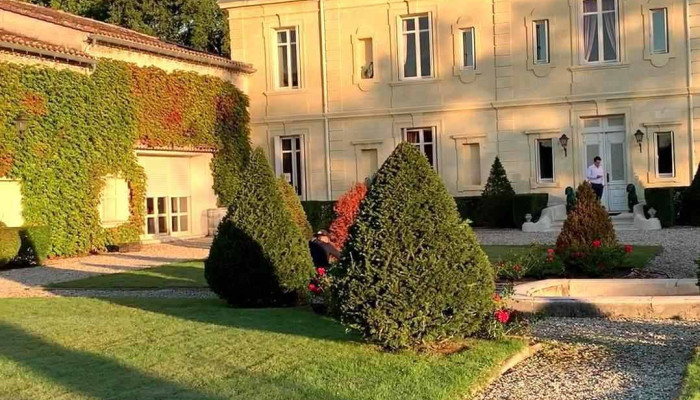 Le Clos De Meyre -  Videos - Avensan