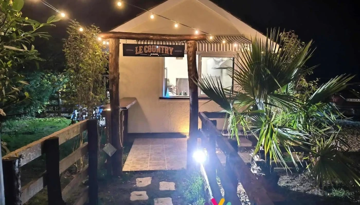 Le Country - 33620 Laruscade