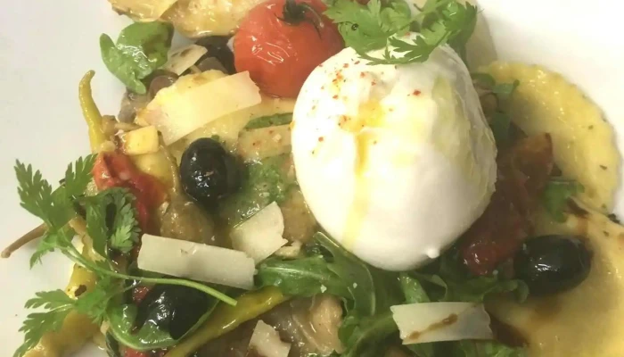Mona Lisa Bayonne -  Burrata - Bayonne