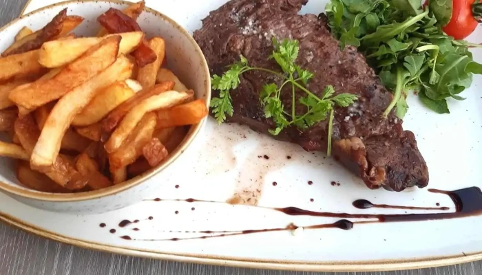 Mona Lisa Bayonne -  Steak - Bayonne