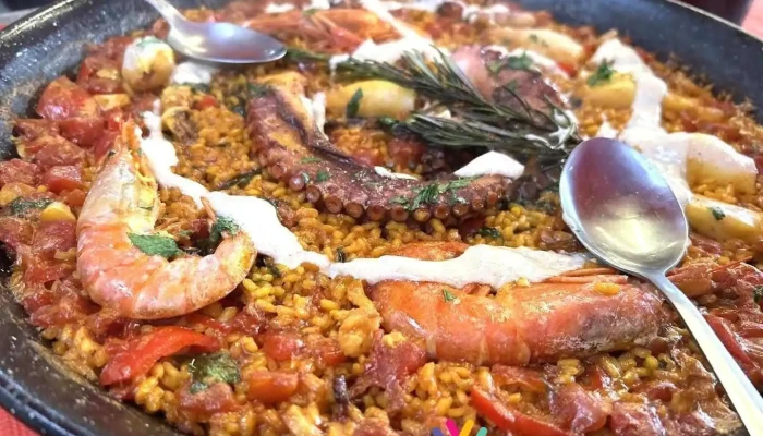 Paella del sol (champion de France de paella 2024) - Bidart