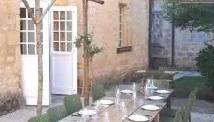 Restaurant de l'Auberge de Cadouin - 24480 Le Buisson-De-Cadouin
