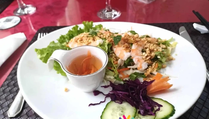 Restaurant La Baie Dhalong Plats Et Boissons - Argenton-sur-creuse