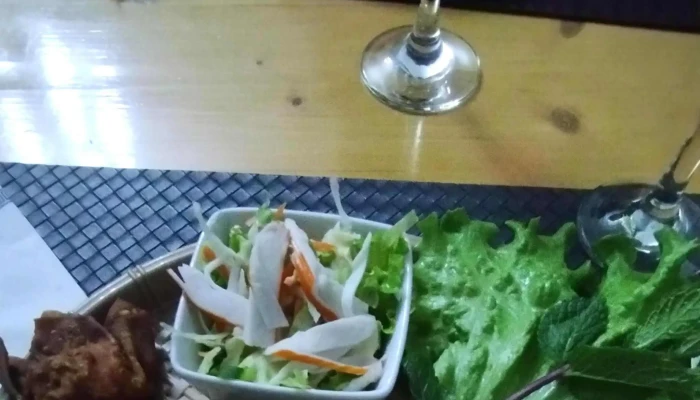 Restaurant La Baie Dhalong Restaurant Vietnamien - Argenton-sur-creuse