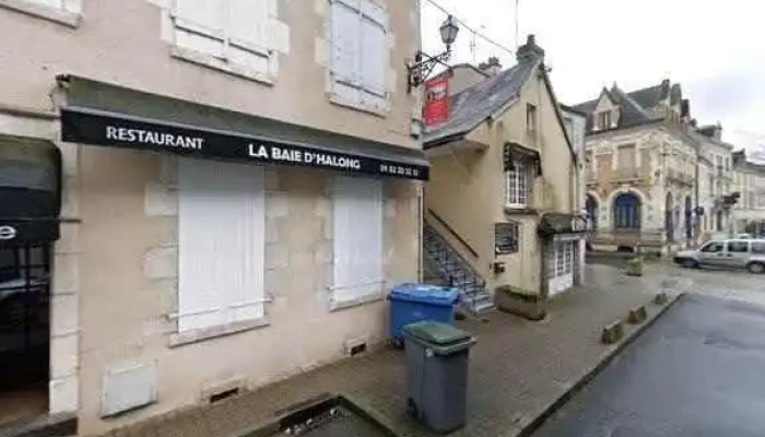 Restaurant La Baie Dhalong Street View Et 360deg - Argenton-sur-creuse