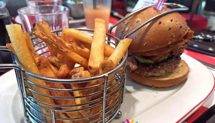 Restaurant La Boucherie -  Hamburger - Saint-laurent-des-vignes
