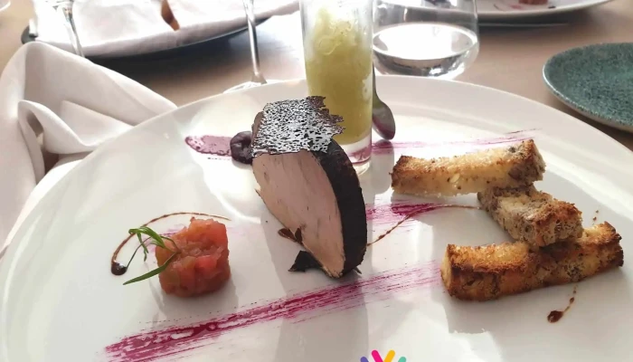 Restaurant Le Grand Bleu - 24200 Sarlat-La-Canéda