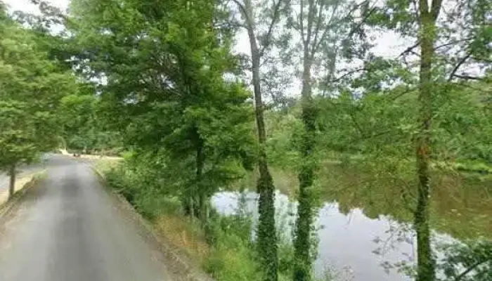 Restaurant Le Lac Dhautibus Street View Et 360deg - Argentonnay