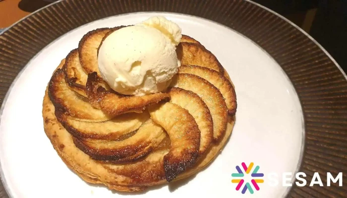 Restaurant Le Savoie -  Tarte Aux Pommes - Margaux-cantenac