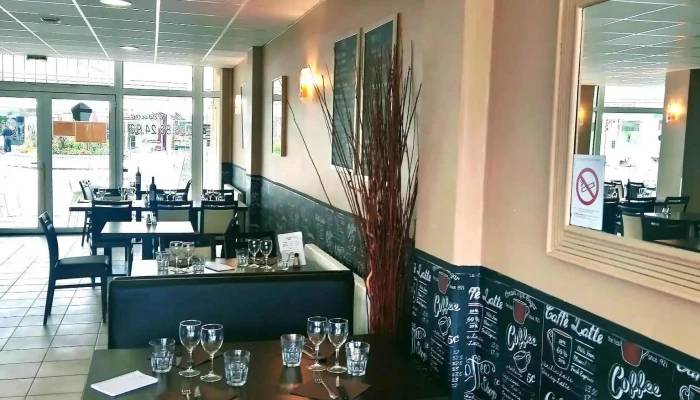 Restaurant Le Vesuve -  Atmosphere - Artigues-près-bordeaux