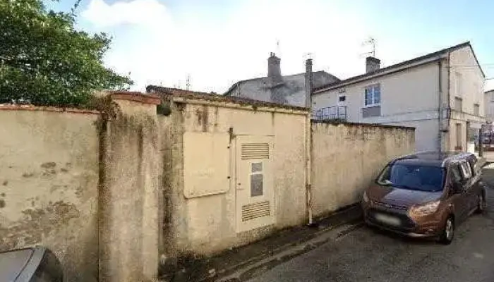 Resto 11 Street View Et 360deg - Saint-maixent-l'école