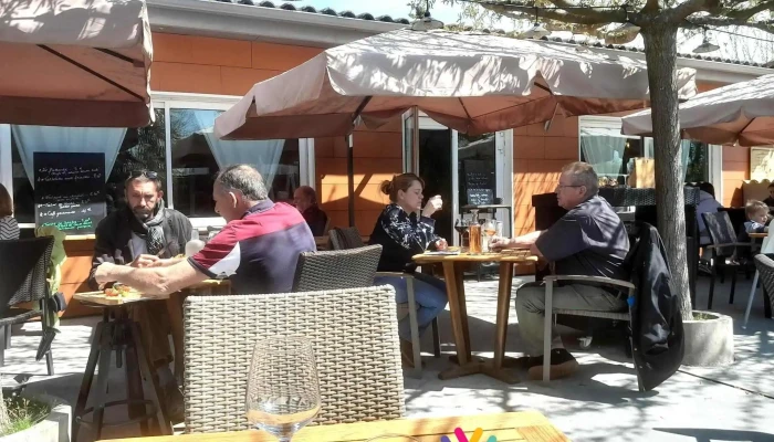 Resto de la Gare - 33990 Hourtin