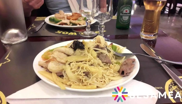 Royal Wok - 86100 Châtellerault