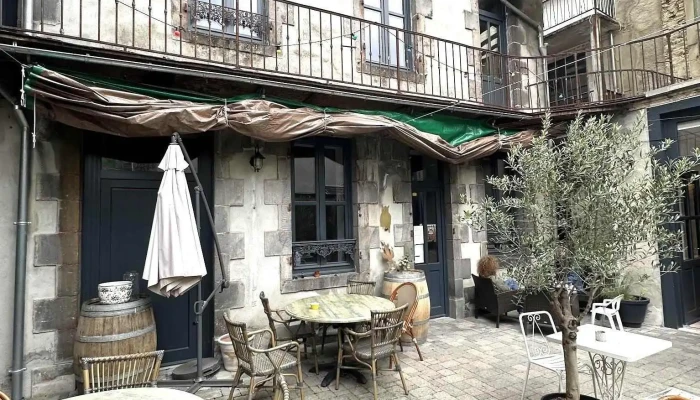 Sister Café - Bort-Les-Orgues